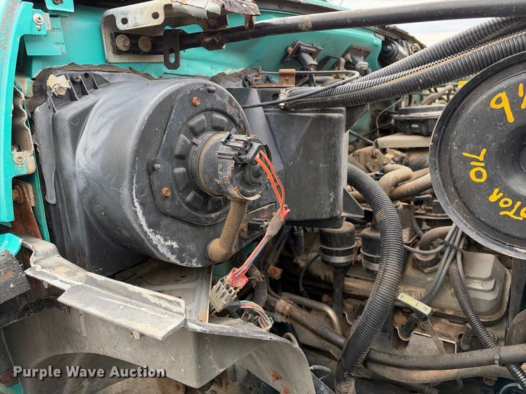 image for item EX2285 1994 Ford F700 dump flatbed truck