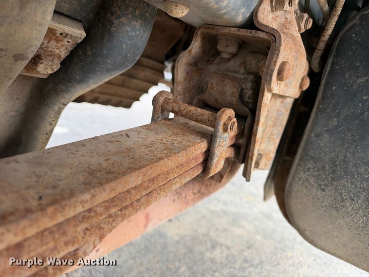 image for item EX2285 1994 Ford F700 dump flatbed truck