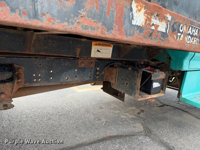 image for item EX2285 1994 Ford F700 dump flatbed truck