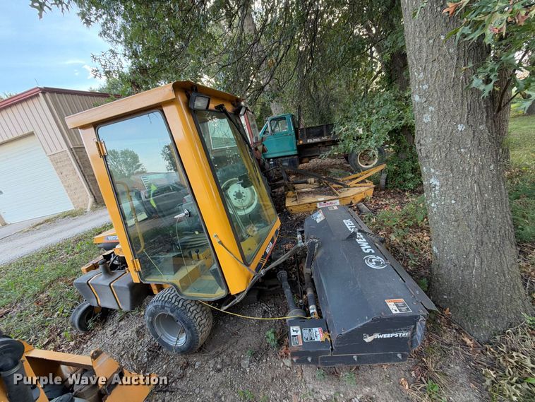 image for item EX2286 Hustler 3200 lawn mower