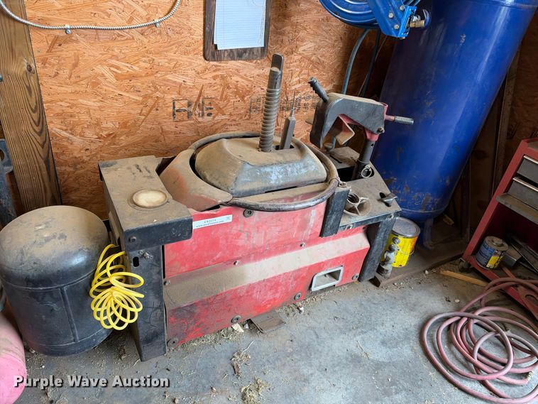 image for item EX2314 Coats 20-20 tire machine