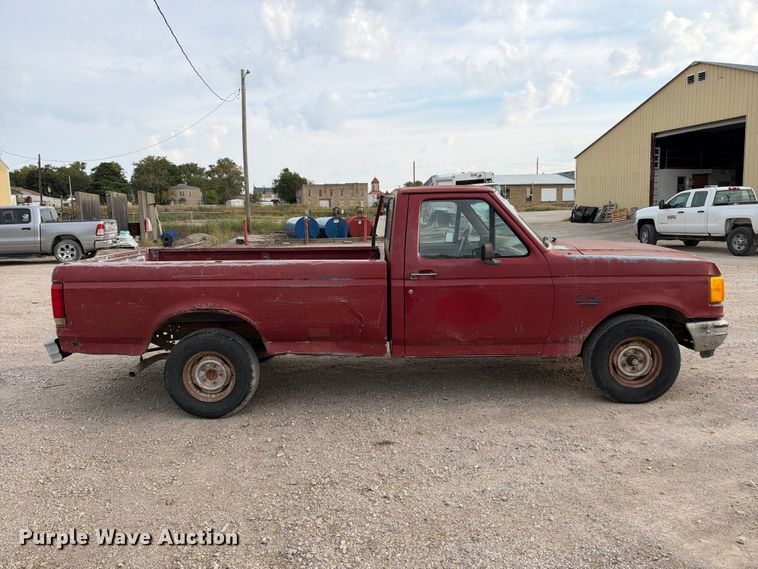image for item EX2315 1988 Ford F150 pickup truck