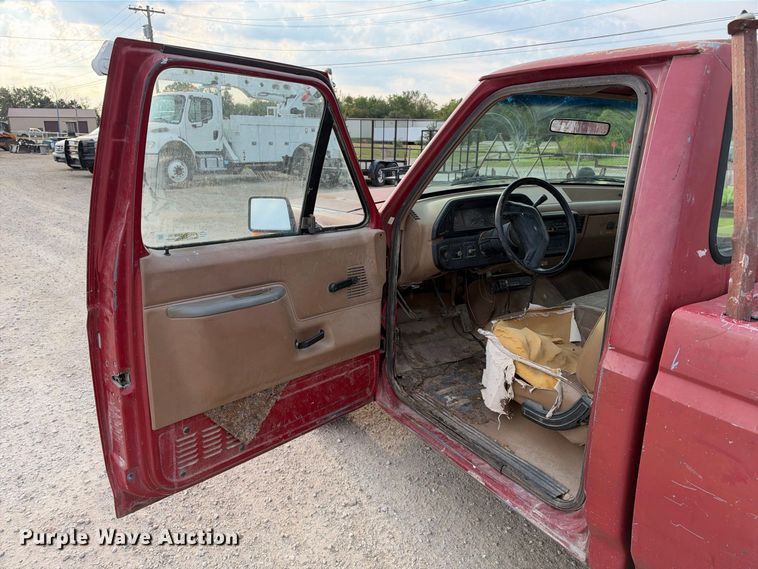 image for item EX2315 1988 Ford F150 pickup truck