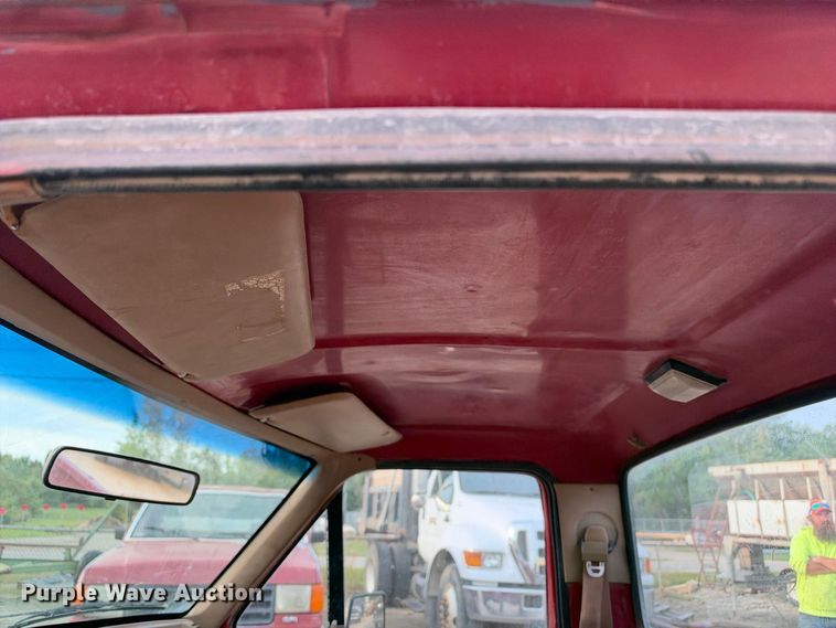 image for item EX2315 1988 Ford F150 pickup truck