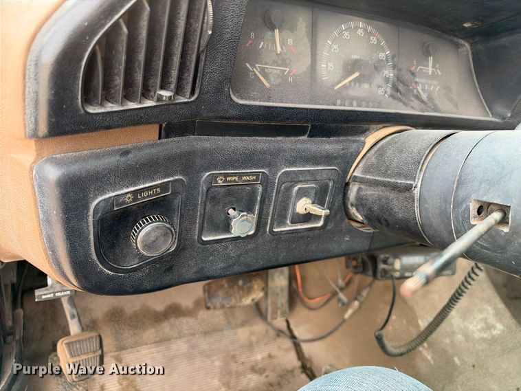 image for item EX2315 1988 Ford F150 pickup truck