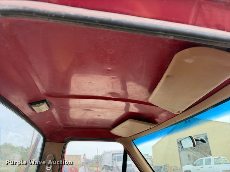 image for item EX2315 1988 Ford F150 pickup truck