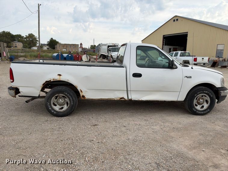 image for item EX2316 1999 Ford F150 pickup truck