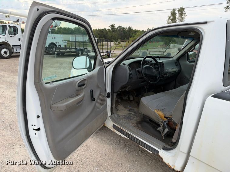 image for item EX2316 1999 Ford F150 pickup truck
