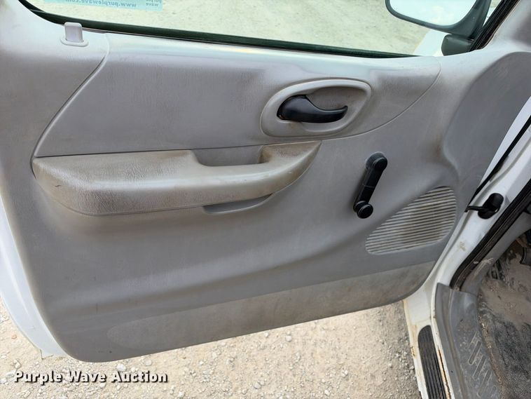 image for item EX2316 1999 Ford F150 pickup truck