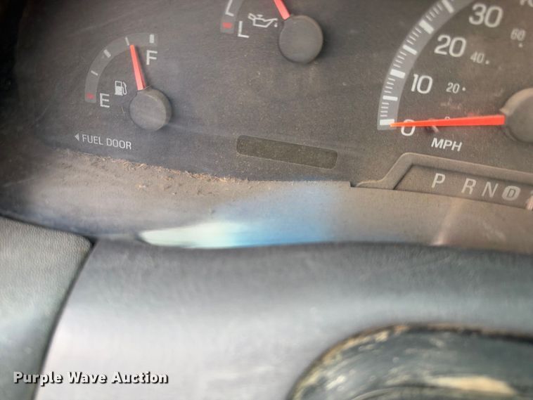 image for item EX2316 1999 Ford F150 pickup truck