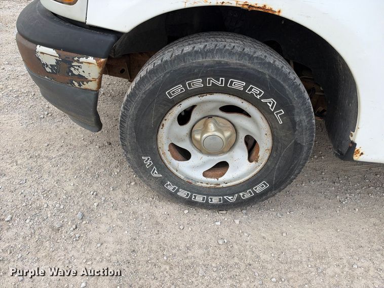 image for item EX2316 1999 Ford F150 pickup truck
