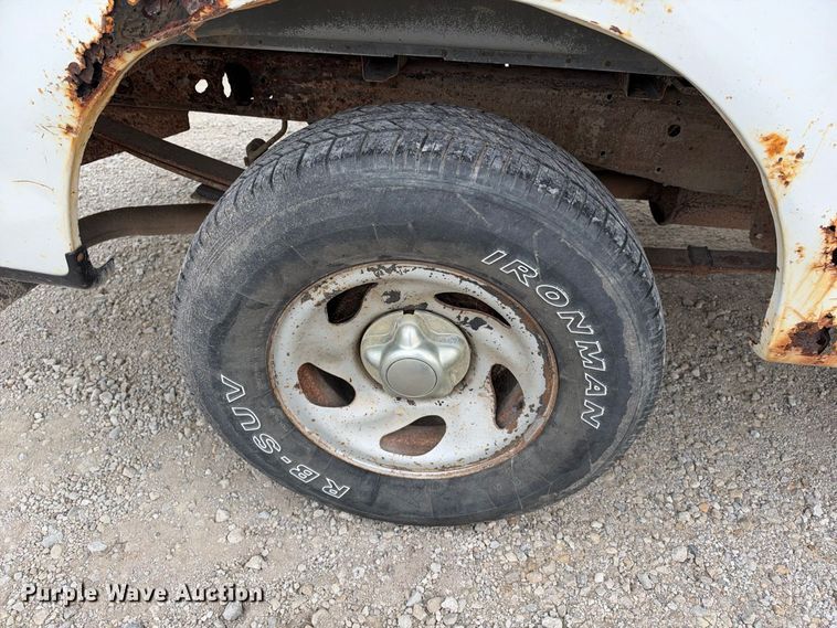 image for item EX2316 1999 Ford F150 pickup truck
