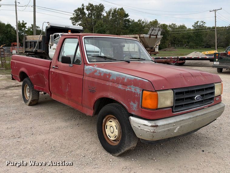 image for item EX2317 1988 Ford F150 pickup truck