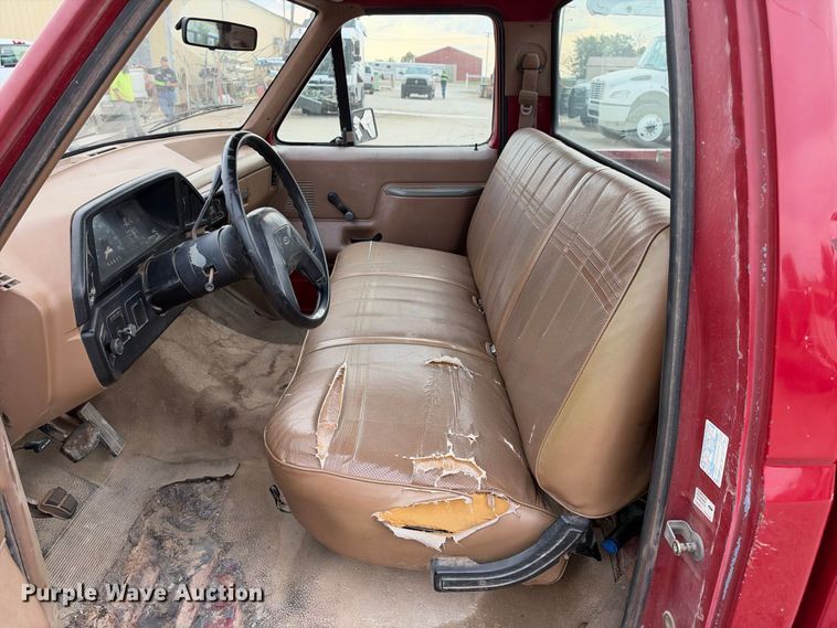 image for item EX2317 1988 Ford F150 pickup truck