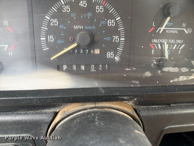 image for item EX2317 1988 Ford F150 pickup truck