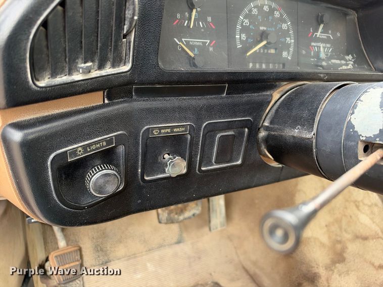 image for item EX2317 1988 Ford F150 pickup truck