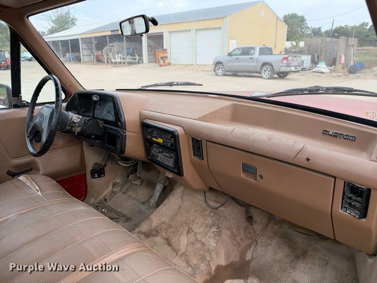 image for item EX2317 1988 Ford F150 pickup truck
