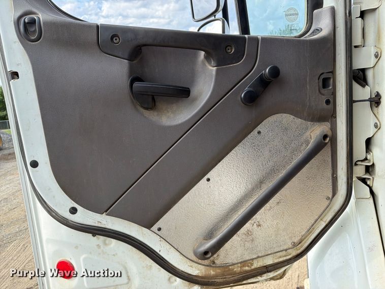 image for item EX2539 2015 Freightliner M2 dump truck
