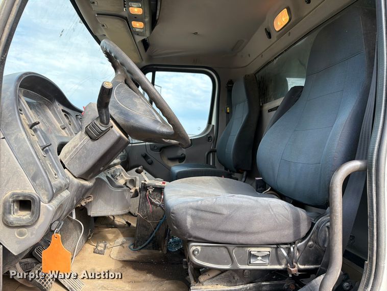 image for item EX2539 2015 Freightliner M2 dump truck