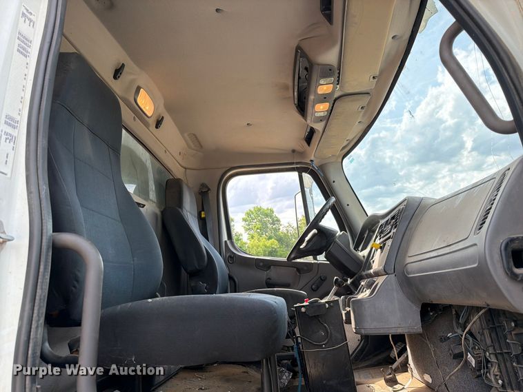 image for item EX2539 2015 Freightliner M2 dump truck