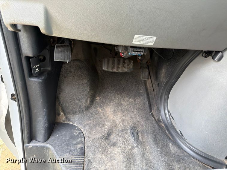 image for item EX4114 2014 Ford E450 Super Duty shuttle bus