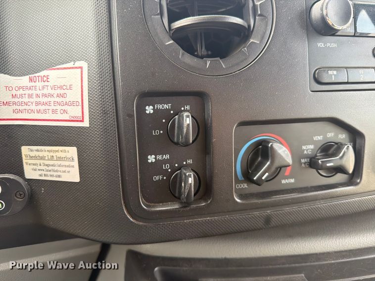 image for item EX4114 2014 Ford E450 Super Duty shuttle bus