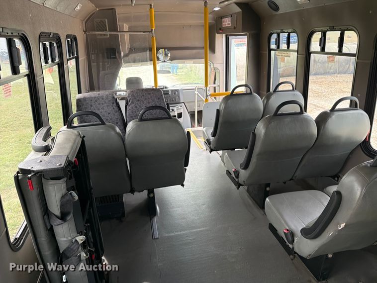 image for item EX4114 2014 Ford E450 Super Duty shuttle bus