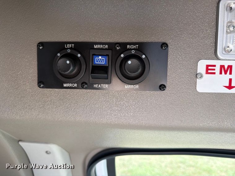 image for item EX4114 2014 Ford E450 Super Duty shuttle bus