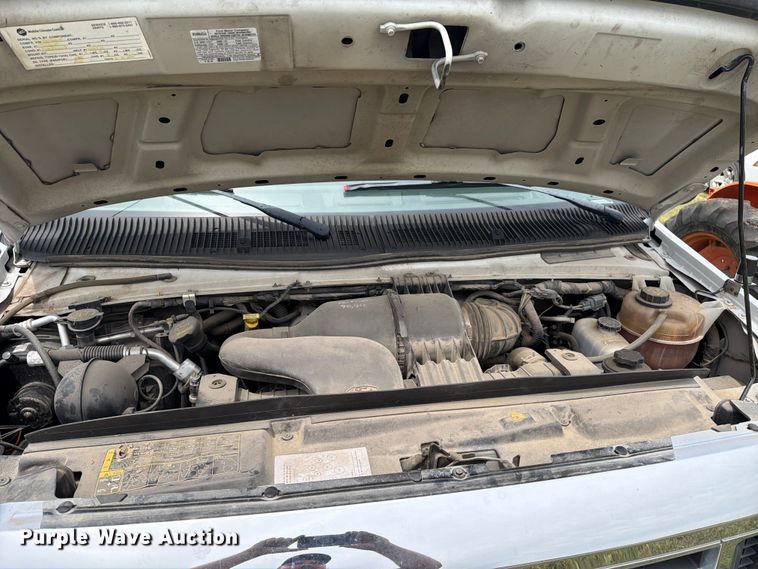 image for item EX4114 2014 Ford E450 Super Duty shuttle bus
