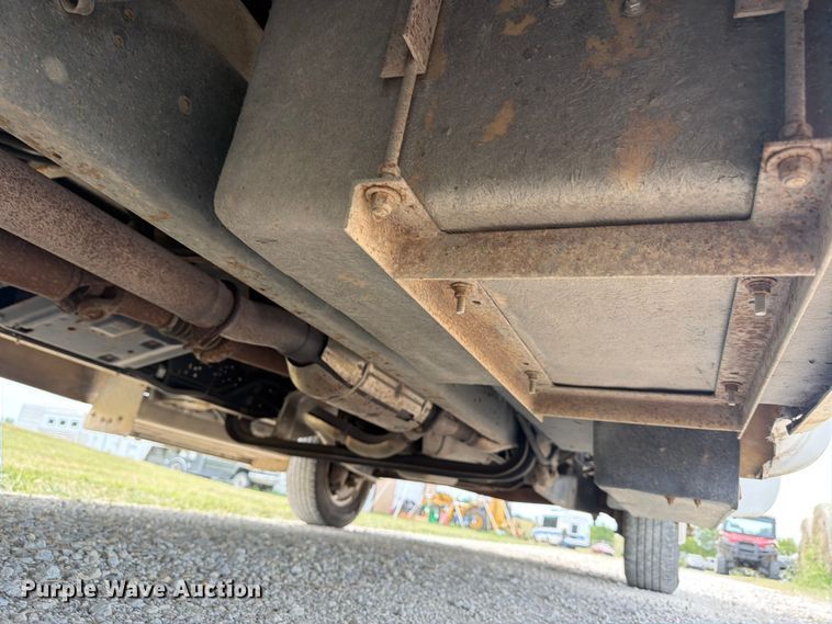 image for item EX4114 2014 Ford E450 Super Duty shuttle bus