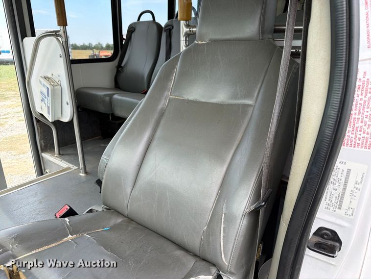 image for item EX4115 2012 Ford E350 shuttle bus