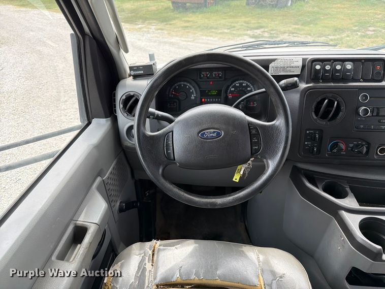 image for item EX4115 2012 Ford E350 shuttle bus