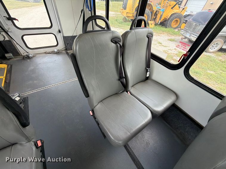 image for item EX4115 2012 Ford E350 shuttle bus