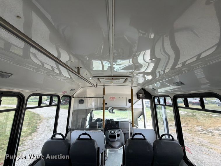 image for item EX4115 2012 Ford E350 shuttle bus