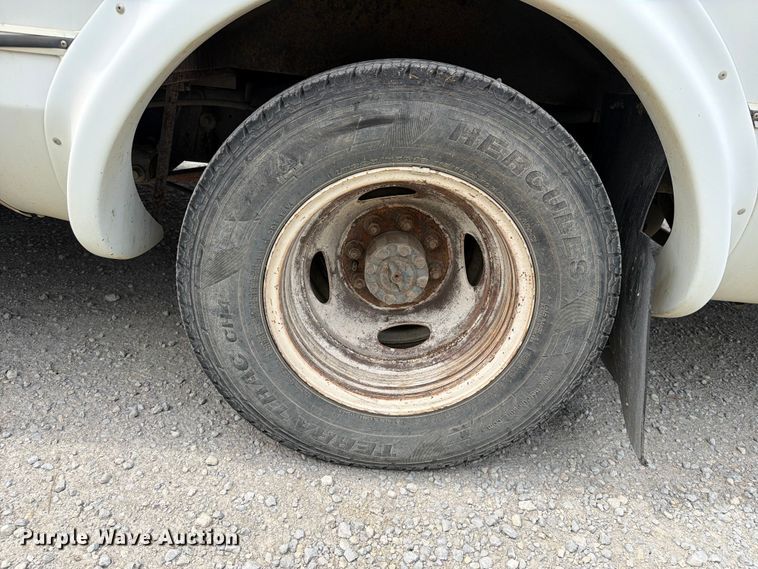 image for item EX4115 2012 Ford E350 shuttle bus