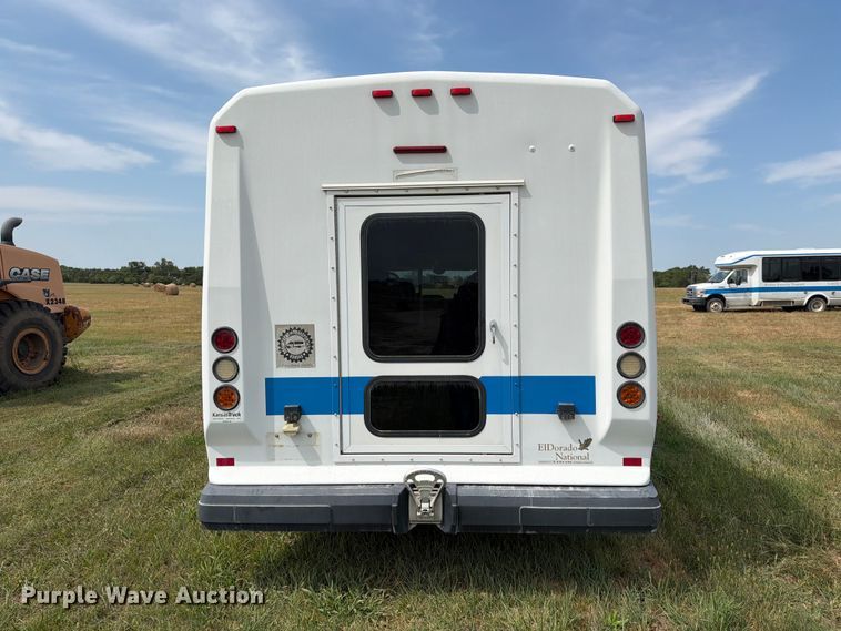 image for item EX4117 2013 Ford E450 Super Duty shuttle bus