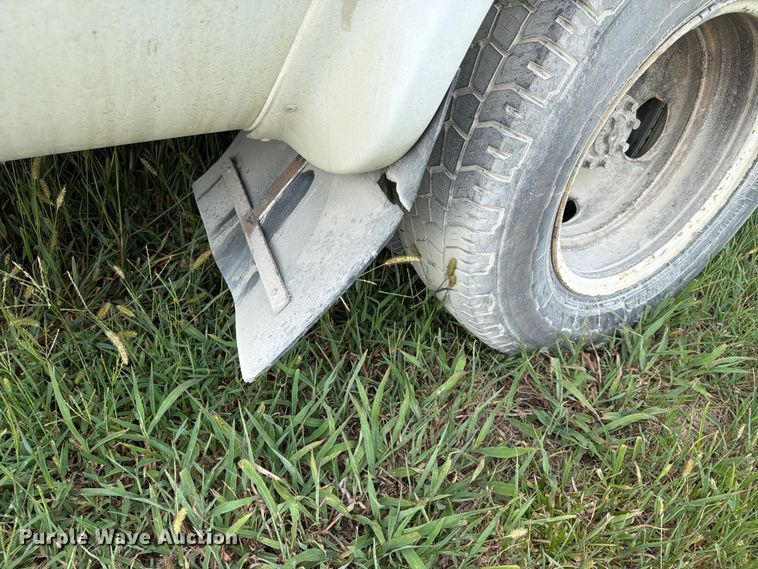 image for item EX4117 2013 Ford E450 Super Duty shuttle bus