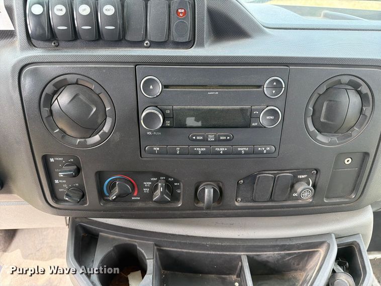 image for item EX4117 2013 Ford E450 Super Duty shuttle bus