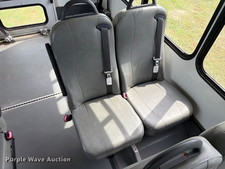 image for item EX4117 2013 Ford E450 Super Duty shuttle bus