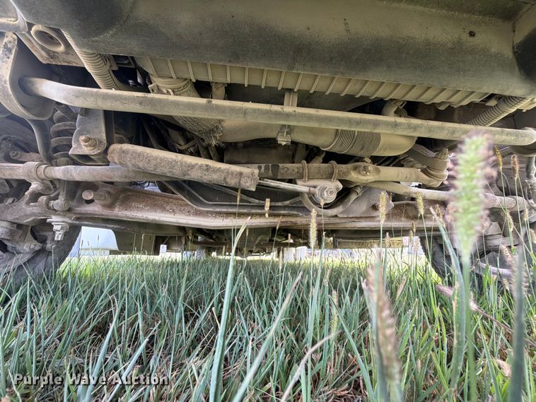 image for item EX4117 2013 Ford E450 Super Duty shuttle bus