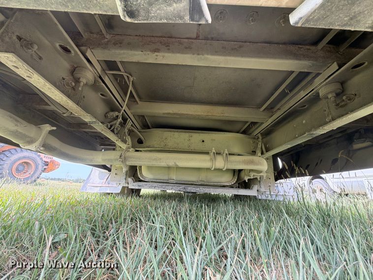 image for item EX4117 2013 Ford E450 Super Duty shuttle bus