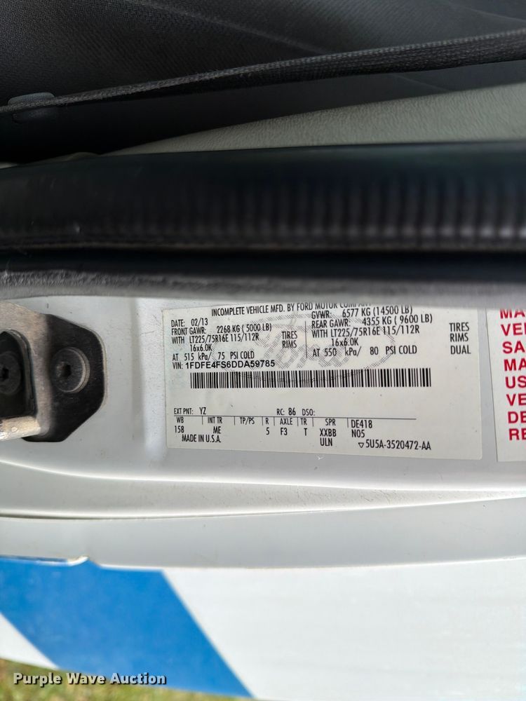 image for item EX4117 2013 Ford E450 Super Duty shuttle bus