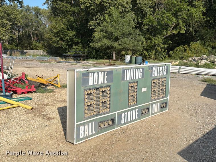 image for item EX4319 (5) Nevco Scoreboard Company 1010 scoreboards