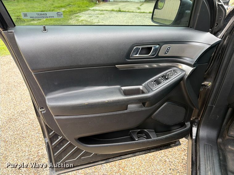 image for item EX4537 2017 Ford Explorer Police Interceptor SUV