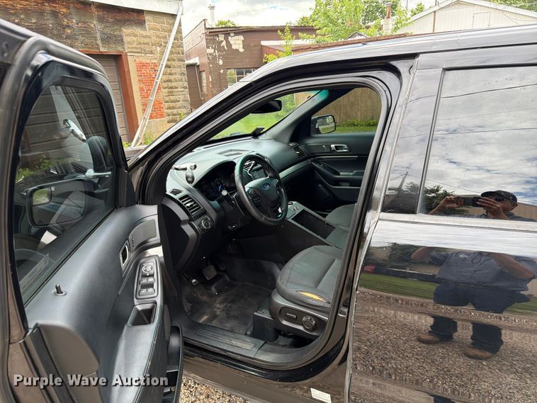 image for item EX4537 2017 Ford Explorer Police Interceptor SUV