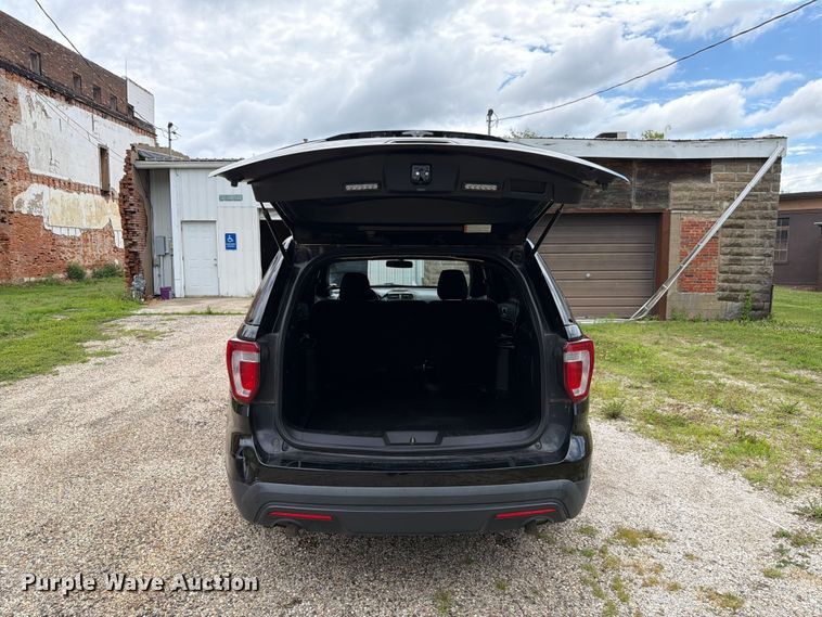 image for item EX4537 2017 Ford Explorer Police Interceptor SUV