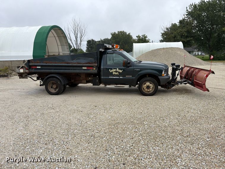 image for item EX4613 2004 Ford F550 dump truck