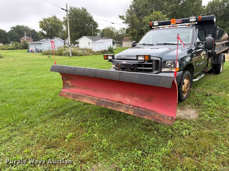 image for item EX4613 2004 Ford F550 dump truck
