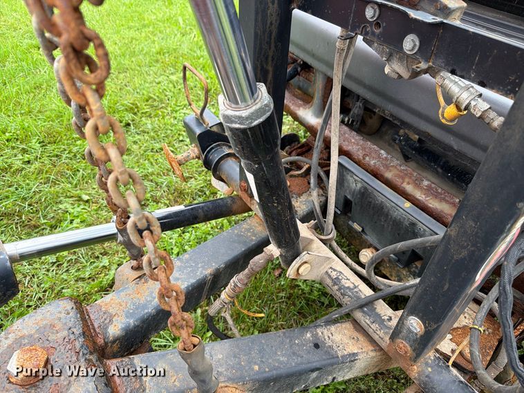 image for item EX4613 2004 Ford F550 dump truck