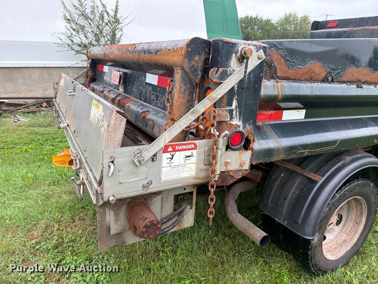 image for item EX4613 2004 Ford F550 dump truck